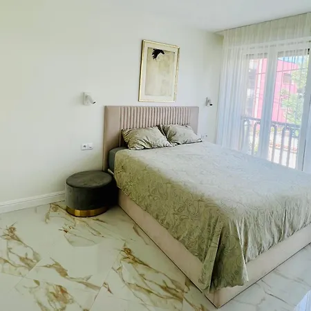 شقة Sunny Riviera - Walk To - Terrace - *