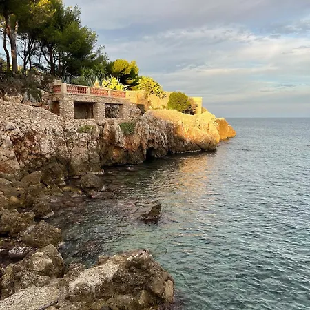 Sunny Riviera - Walk To - Terrace - אנטיב